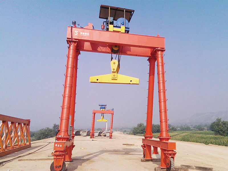 輪胎式起重機(jī)